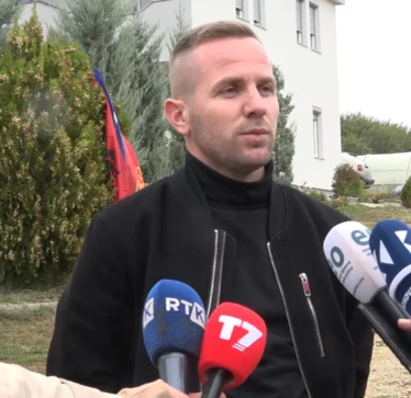 Djali i Hysni Gucatit: Gëzimi do të ishte më i madh po të liroheshin të gjithë çlirimtarët