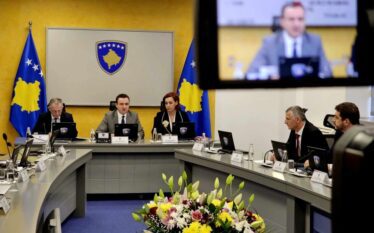 Buxheti për vitin tjetër 3.3 miliardë euro – Kurti numëron…
