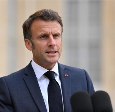 Macron në Kajro: E rëndësishme zgjidhja politike për konfliktin në Lindjen e Mesme
