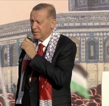 Erdoğan: Jemi në këmbë për Gazën ashtu sikur shqetësohemi edhe me problemet e vëllezërve tanë