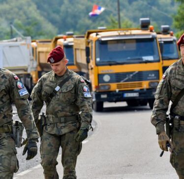 Stradner: Mund të presim një tjetër përshkallëzim në Kosovë, ashtu siç ndodhi në shtator