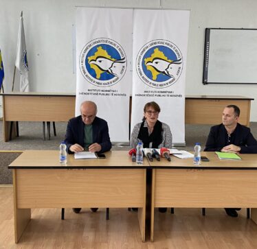 Mangani ende prezent në ujin e pijes, IKSHPK: Vlerat janë duke rënë, uji mund të përdoret për veprimtaritë e tjera