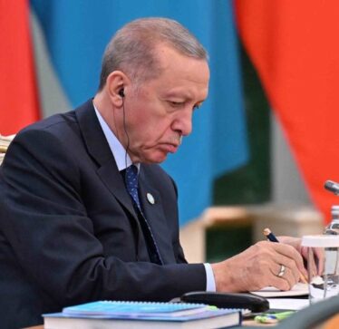 Erdogan me tone të ashpra kundër Perëndimit: Hipokritë! Po shohin masakrën në Gaza dhe po heshtin