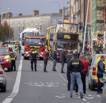 Sulm me thikë në Dublin, plagosen 5 persona, mes tyre 3 fëmijë