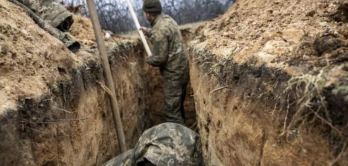 Zelensky bën thirrje për fortifikime të reja mes frikës se lufta mund të zgjerohet