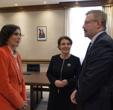Bajrami thotë se vizita e kryediplomates belge theksoi marrëdhëniet e mira Kosovë-Belgjikë