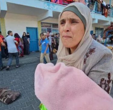 ‘Të paktën 50’ të vdekur nga sulmi izraelit në shkollën e Gazës