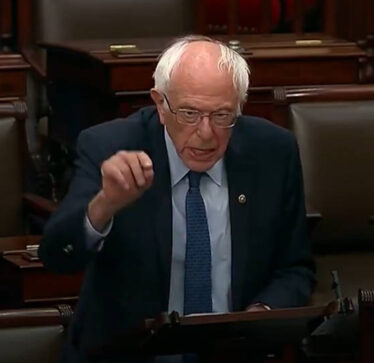 Senatori amerikan Bernie Sanders: Bota duhet të veprojë tani për Gazën