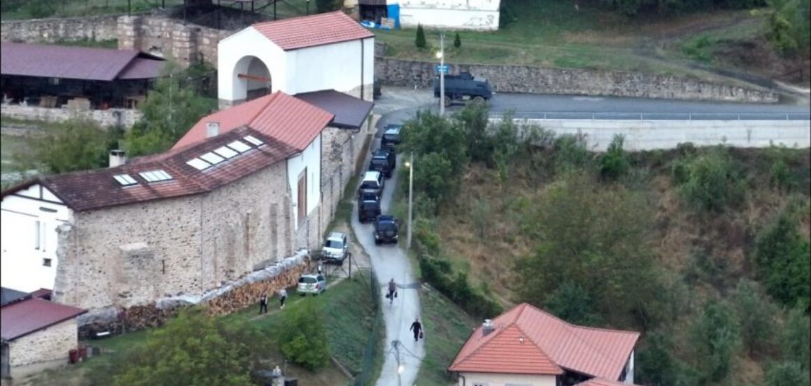 Paralajmërimet për veriun