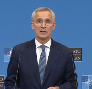 Stoltenberg: Po rishikojmë nëse duhet të kemi një rritje të përhershme të trupave në Kosovë