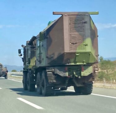 “Vuçiqi s’e fut dot ushtrinë në Kosovë, për 30 sekonda bombardohet Beogradi”