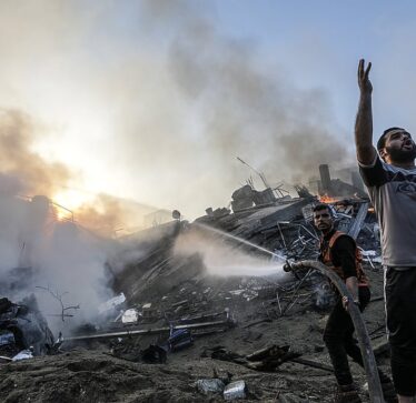 Palestinezët në sulme: Njerëzit nuk flenë kurrë, zhurma e shpërthimeve nuk ndalet kurrë