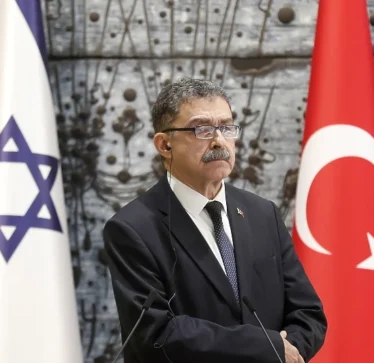 Turqia tërhoqi ambasadorin e saj nga Tel Avivi për shkak të refuzimit të Izraelit për të vendosur një armëpushim në Gaza