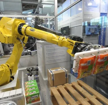 Një punonjës në Korenë e Jugut u vra nga një robot që nuk mund ta dallonte atë nga kutitë e ushqimit
