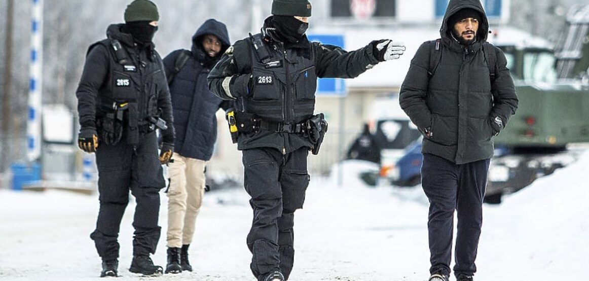 Kriza kufitare mes Finlandës dhe Rusisë po hyn në një fazë të re: Pothuajse të gjitha vendkalimet po mbyllen