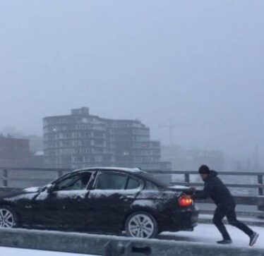 Reshjet e dendura të borës, Policia ka një apel për ngasësit