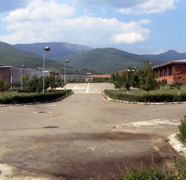 Mori pjesë në vrasjen e 109 shqiptarëve në Masakrën e Dubravës: Ngritet aktakuzë ndaj një serbi