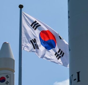 Koreja e Jugut planifikon të lëshojë satelitin e parë të zbulimit ushtarak këtë muaj