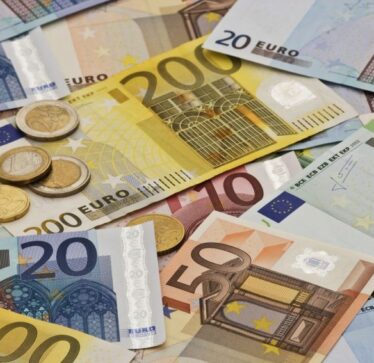 Dogana e ATK-ja i mundësuan arkës së shtetit afro 2 miliardë euro të hyra