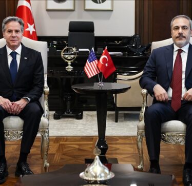 Kryediplomati turk Fidan takohet me homologun amerikan Blinken