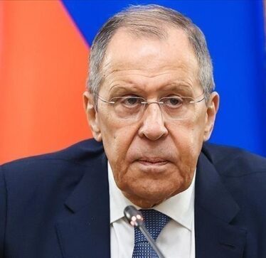 Rusia thotë se Perëndimi po e shtyn Lindjen e Mesme në prag të një “lufte të madhe”
