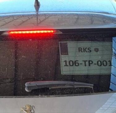 Qeveria e Kosovës zgjat deri më 15 dhjetor afatin për legalizimin e automjeteve me tabela ilegale
