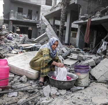 Dita e dytë e pauzës humanitare në Gaza, pamjet tregojnë shkallën e shkatërrimit