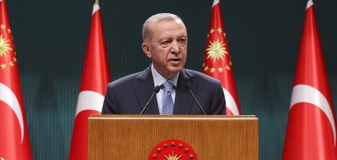 Erdoğan: Izraeli me ndërprerjen e furnizimeve përpiqet të parandalojë që të dëgjohet e vërteta në Gaza
