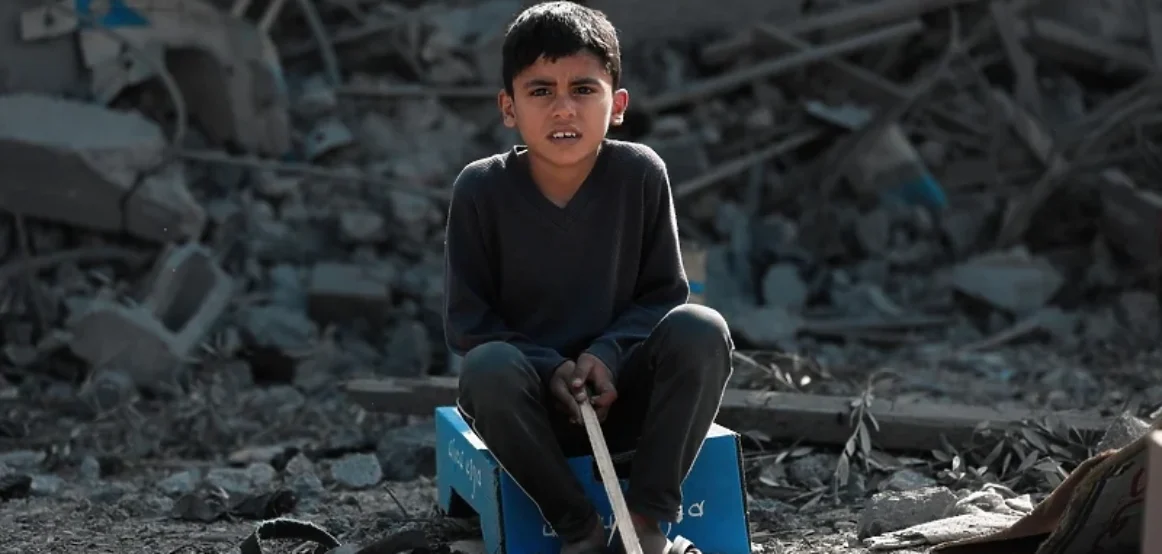 Sistemi i kujdesit shëndetësor në Gaza është gati të shembet, popullsia kërcënohet nga një epidemi sëmundjesh