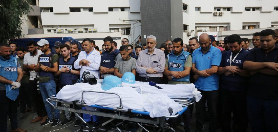 Të paktën 61 gazetarë u vranë në konfliktin Izrael-Hamas