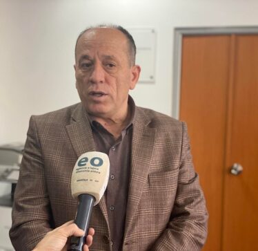 Deputeti Shala: Qeveria subvencionoi familjet për energji elektrike që mos ta vërenin rritjen e çmimit