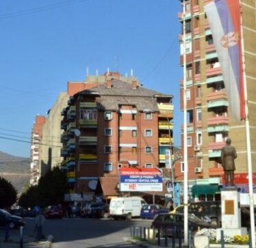 Zvarritet procesi për largimin e kryetarëve të komunave në veri