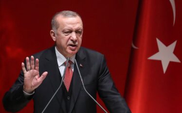 Erdoğan: Ndjekim me vëmendje politikat hipokrite të liderëve perëndimorë lidhur…