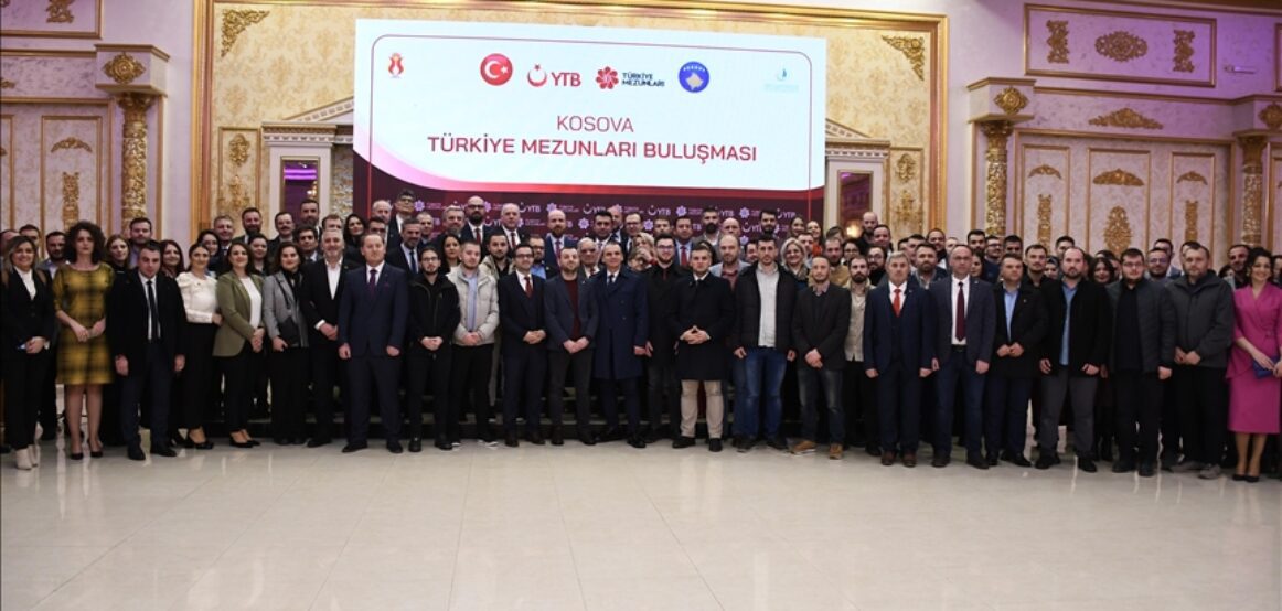 Studentët kosovarë të diplomuar në Türkiye u takuan në Prizren