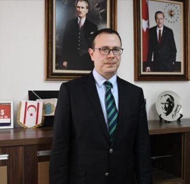 Ambasadori Angili thotë se Turqia ka mbështetur BE’në për të arritur marrëveshjen Kosovë-Serbi për energjinë