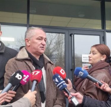 Shkarkimi i kryetarit të Mitrovicës së Veriut, Ugljanin: Sot nis rrjedhja e afatit 30 ditor për organizimin e peticionit