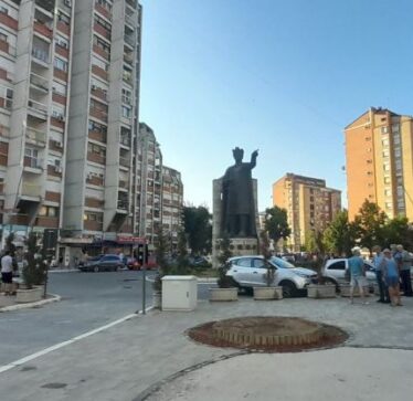 Raportohet se qytetarët serbë nisin peticionin për largimin e Atiqit, Ugljanin: Nuk kam informacion