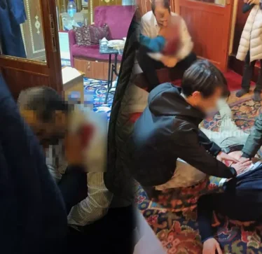 Sulm me thikë në një xhami në Stamboll, dy të plagosur