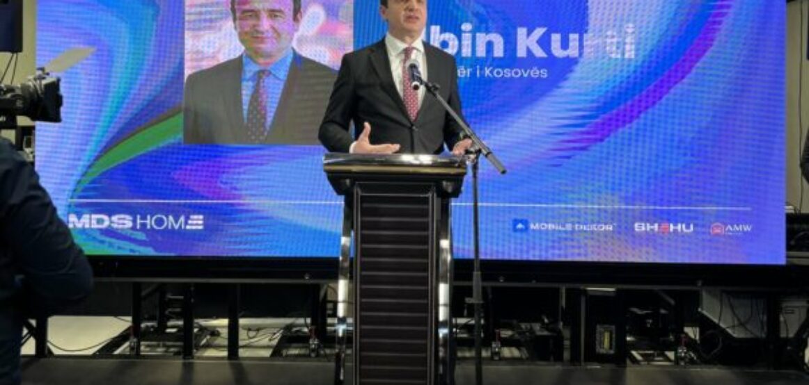 Kurti në ceremoninë e hapjes së ekspozitës së mobiljeve të Kosovës në Cyrih, shefi i kabinetit jep detaje