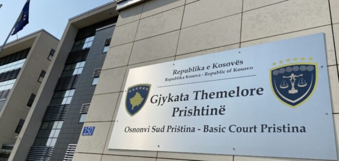 Katër muaj burgim për personin që vodhi kanale televizive dhe kërcënoi gazetarët