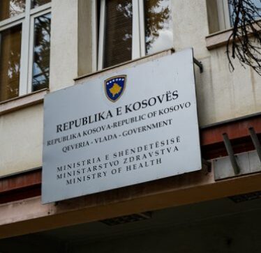 Ministria e Shëndetësisë bën thirrje për vaksinim kundër kancerit të qafës së mitrës
