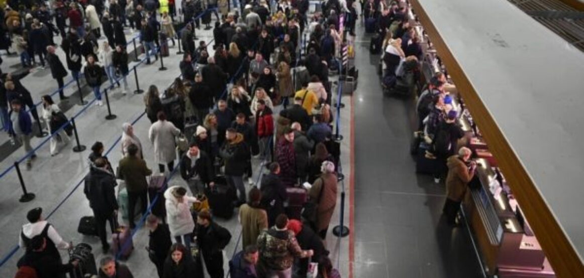 Zëdhënësja e Aeroporti: Më 1, 2 dhe 3 janar mbi 10 mijë udhëtarë më shumë sesa në periudhën e njëjtë të vitit 2023