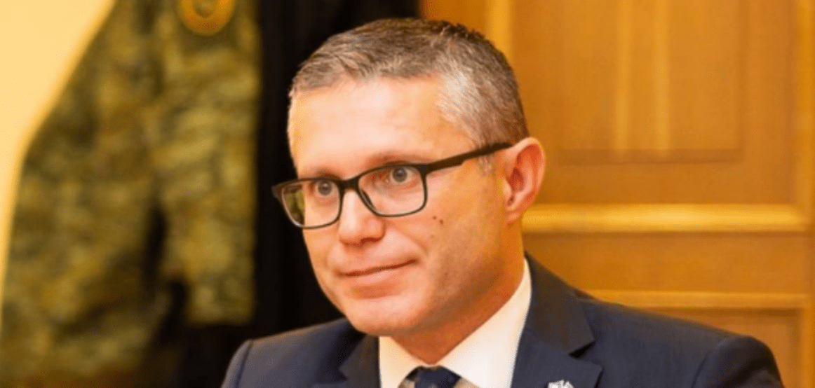 Ramadani i drejtohet KQZ’së: Mos e financoni Listën Serbe, shpalleni jo-Kushtetuese