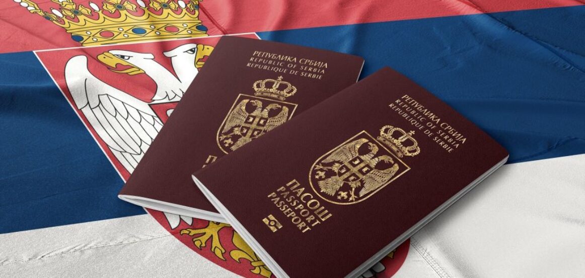 Komisioni Evropian insiston që serbët e Kosovës me pasaporta serbe të udhëtojnë pa viza