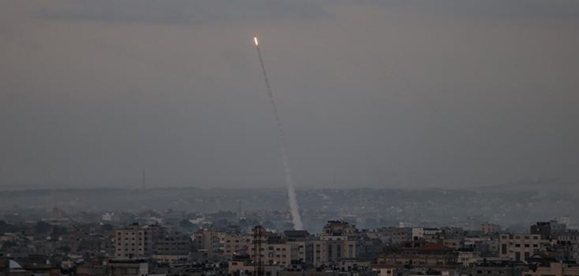 Lëshohen më shumë se 50 raketa nga Rripi i Gazës drejt Izraelit