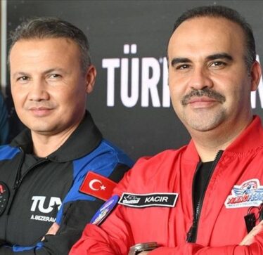 Turqia më 17 janar do të realizojë misionin e parë hapësinor me njerëz