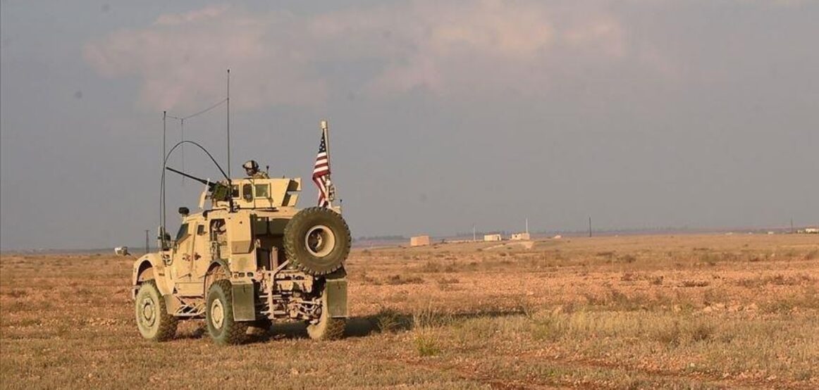 Siri, sulm me raketa në bazën amerikane