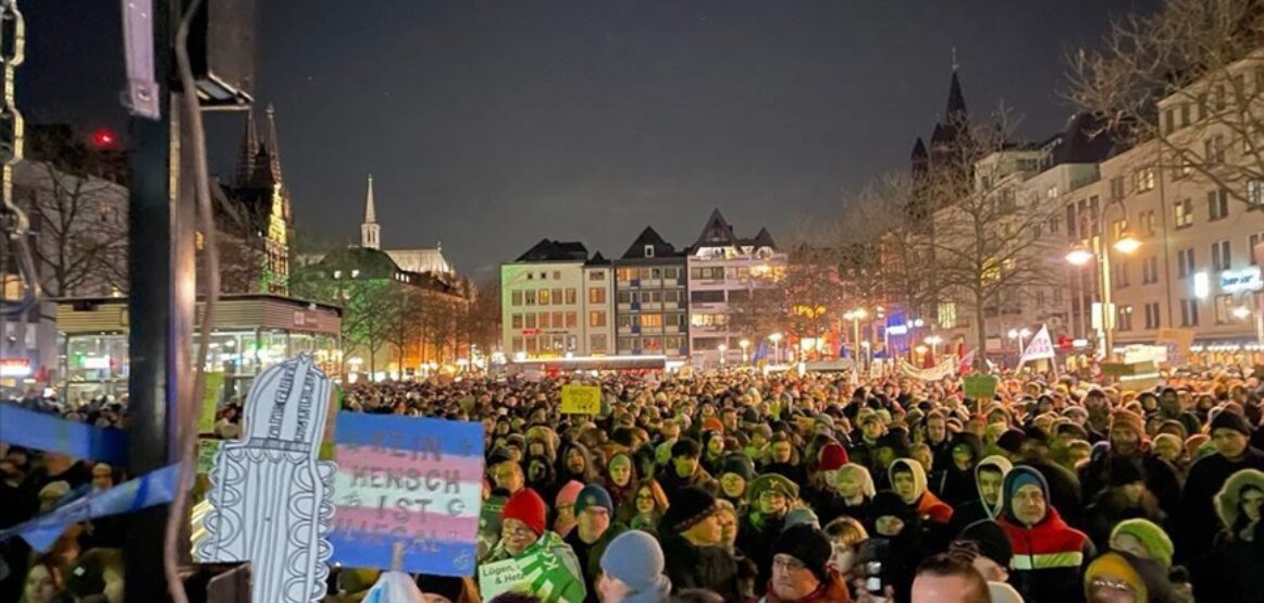 Gjermani, mijëra persona në Köln protestuan kundër ekstremit të djathtë