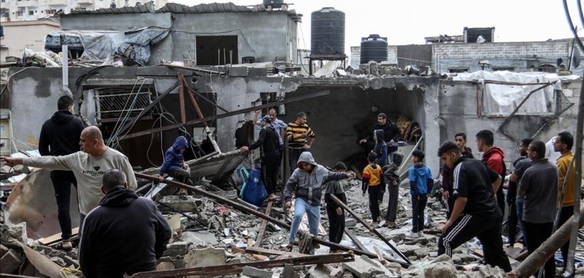 Rritet në mbi 22.400 numri i të vrarëve nga sulmet izraelite në Gaza