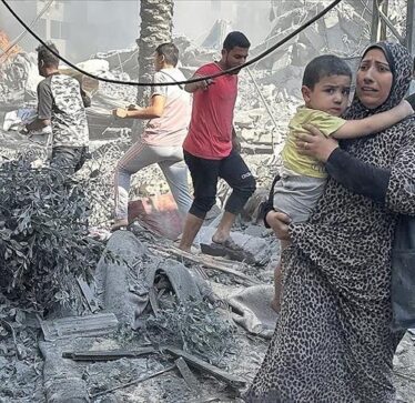 Snajperët izraelitë vrasin babë e bijë në Gaza